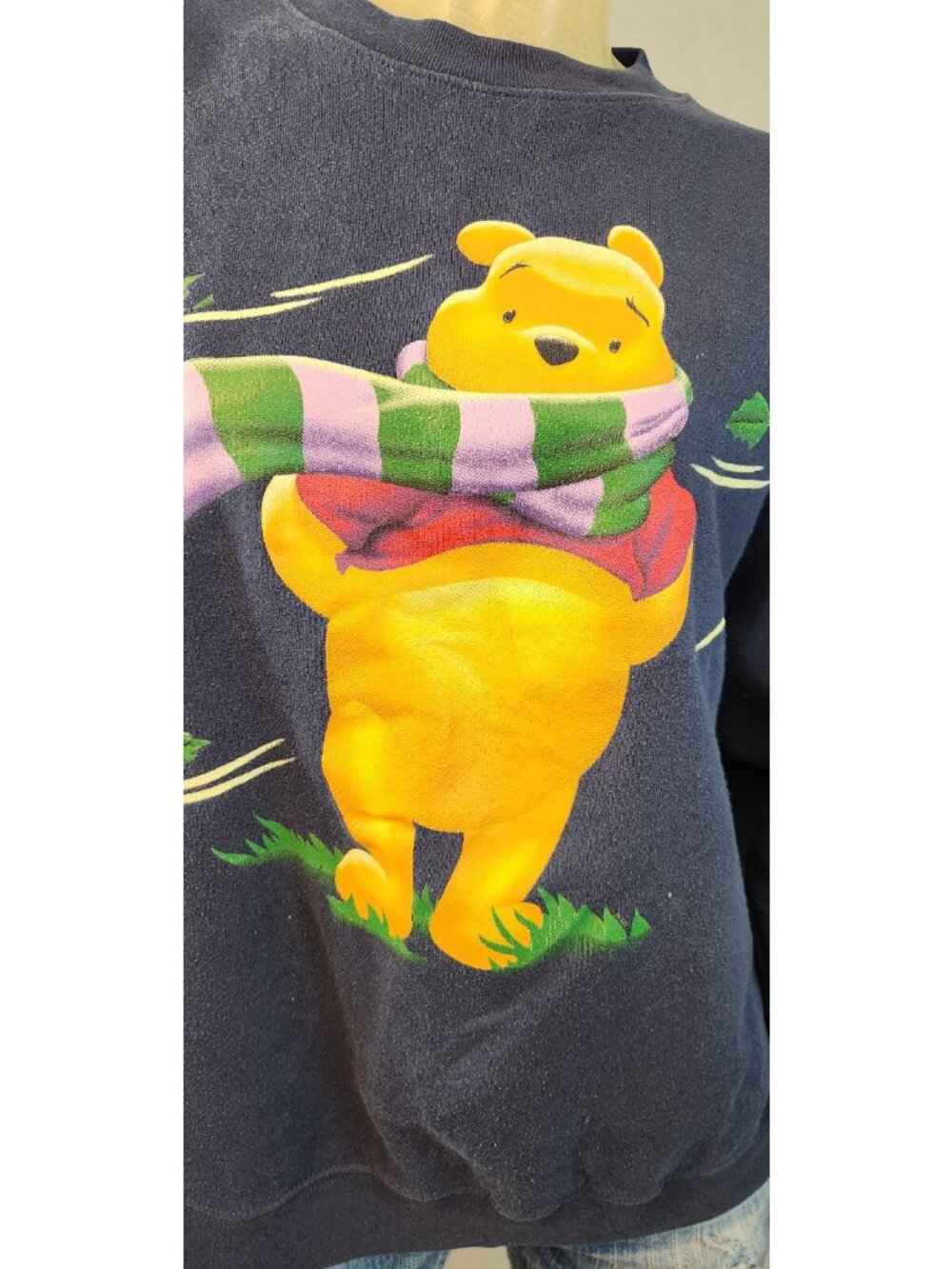 Vintage Disney Winnie Pooh Windsday Blue Crew Neck LS Sweatshirt Top LARGE USED - Picture 2 of 6